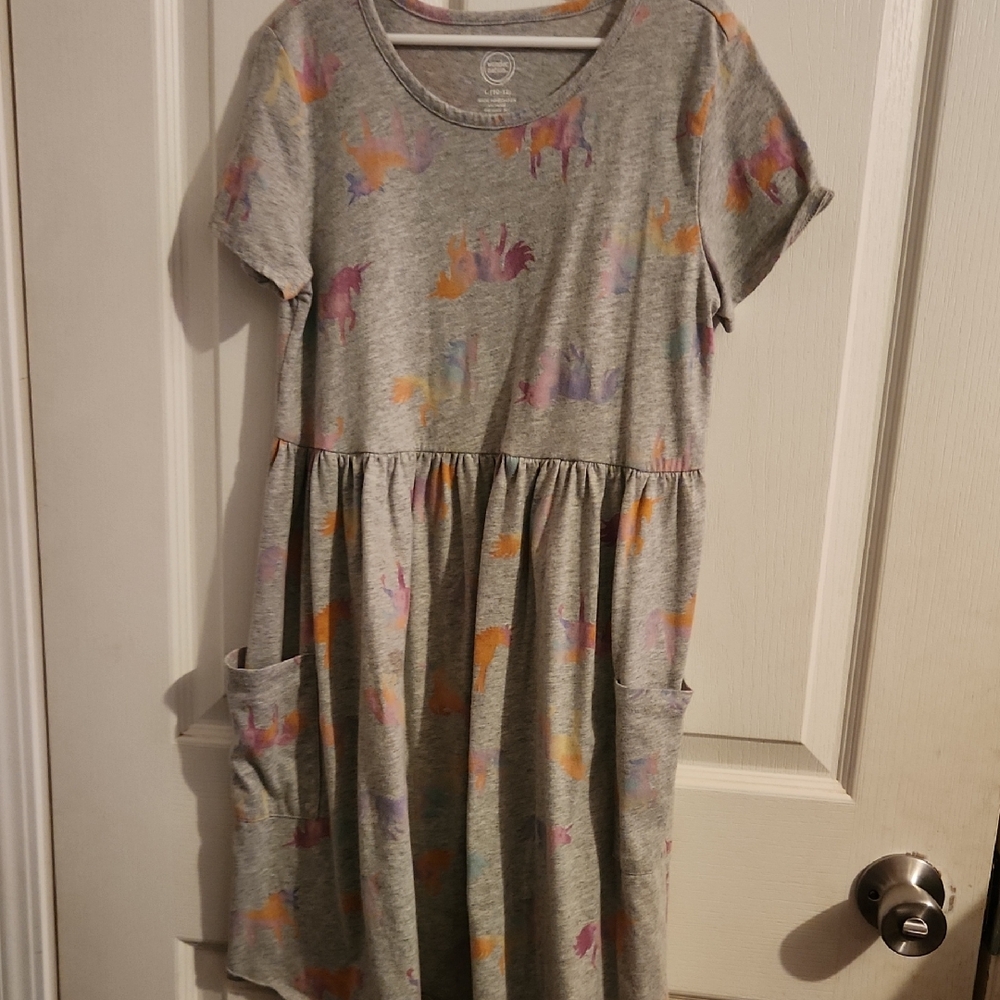 Lot Of 3 Girls' Dresses.